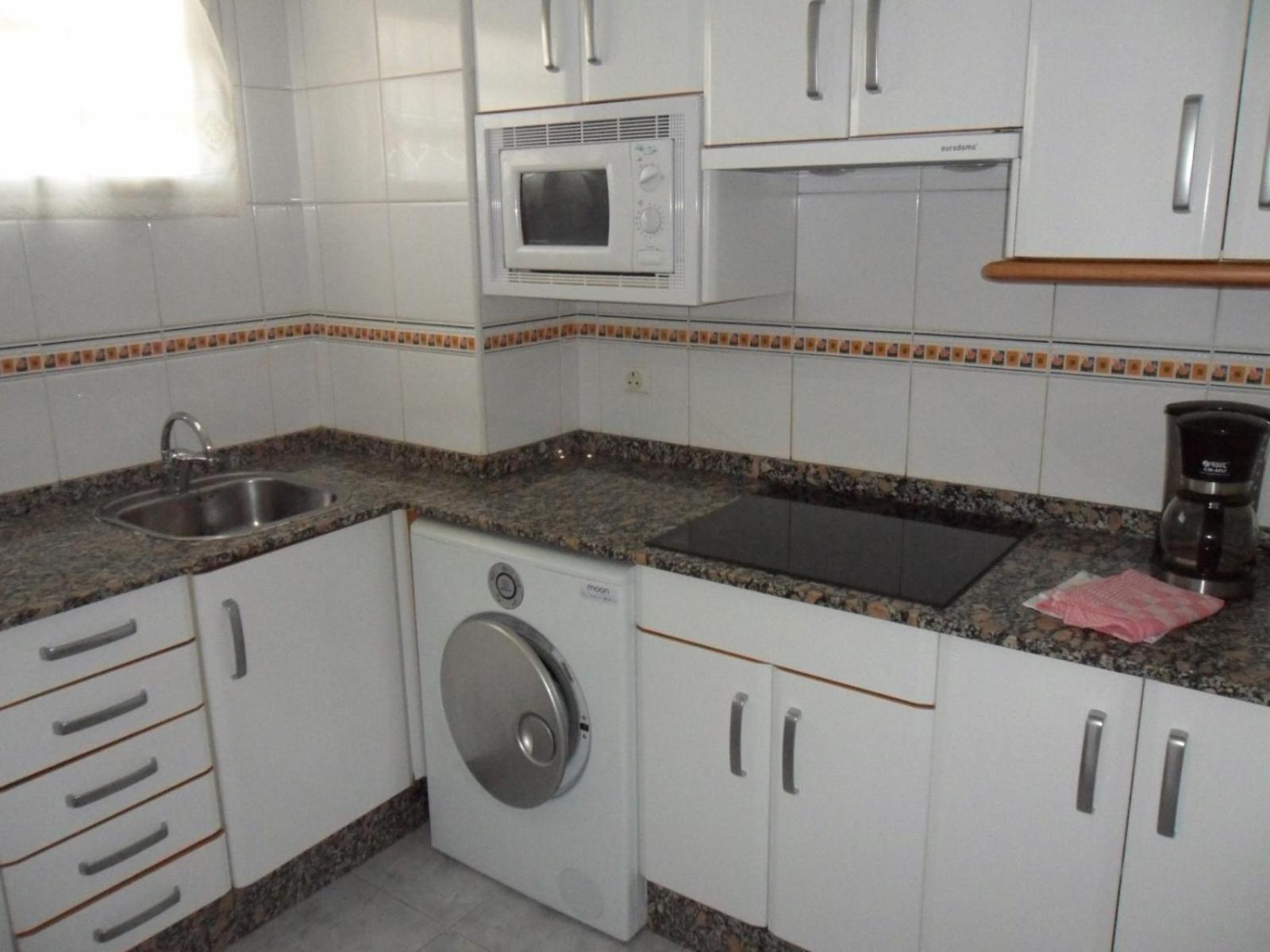 Apartamentos Cervantes Benidorm Luaran gambar