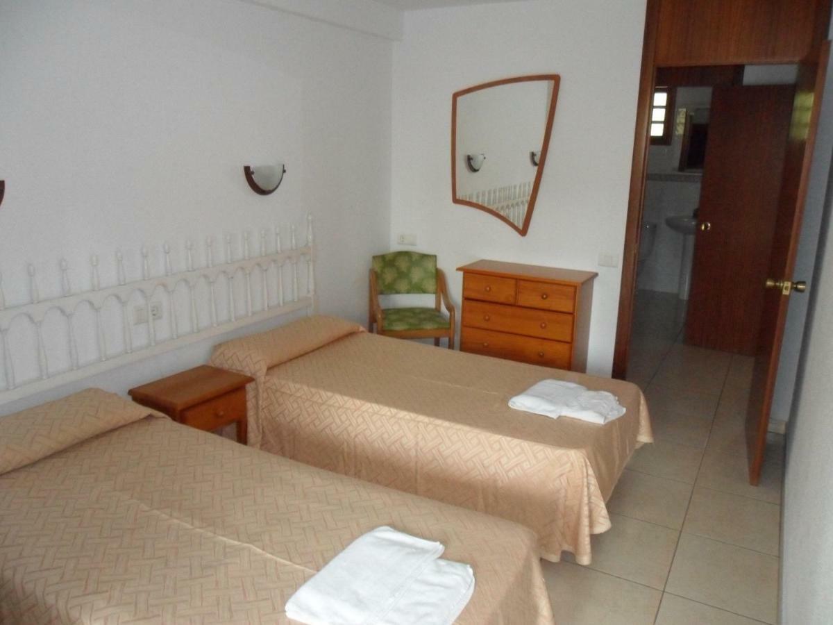 Apartamentos Cervantes Benidorm Luaran gambar