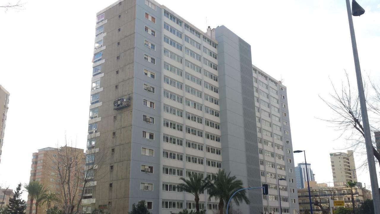 Apartamentos Cervantes Benidorm Luaran gambar